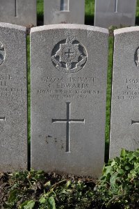 Lijssenthoek Military Cemetery - Edwards, C