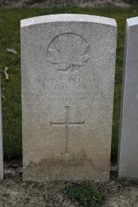 Lijssenthoek Military Cemetery - Edwards, Howard