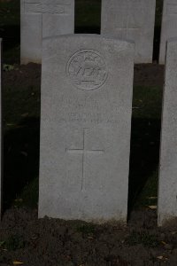 Lijssenthoek Military Cemetery - Edwards, Roland Frederick