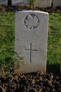 Lijssenthoek Military Cemetery - Edwards, Sidney