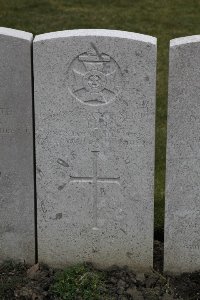 Lijssenthoek Military Cemetery - Ellis, Bernard