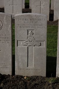 Lijssenthoek Military Cemetery - Ellis, Ernest George