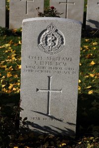 Lijssenthoek Military Cemetery - Ellis, John