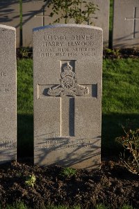 Lijssenthoek Military Cemetery - Elwood, Harry