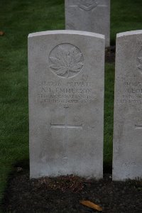 Lijssenthoek Military Cemetery - Emmerson, A L