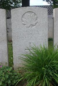 Lijssenthoek Military Cemetery - Emmerson, E