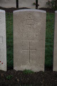 Lijssenthoek Military Cemetery - Entwistle, Joseph Smithies