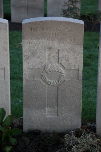 Lijssenthoek Military Cemetery - Epiha, Daniel