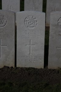 Lijssenthoek Military Cemetery - Evans, J