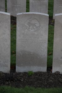Lijssenthoek Military Cemetery - Everill, J