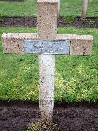 Lijssenthoek Military Cemetery - Fabre, Rene