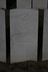 Lijssenthoek Military Cemetery - Fairbairn, Walter Thomas