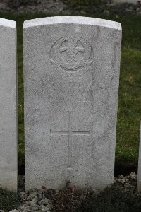 Lijssenthoek Military Cemetery - Faircloth, O