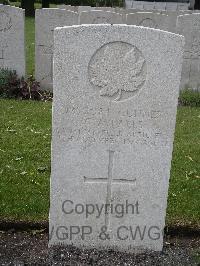 Lijssenthoek Military Cemetery - Falls, Cecil Ackroyd