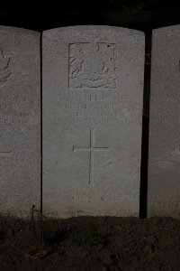 Lijssenthoek Military Cemetery - Fardell, Thomas Henry