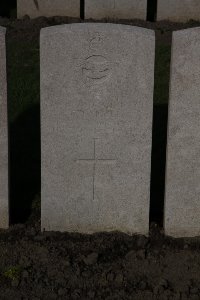 Lijssenthoek Military Cemetery - Farmer, F