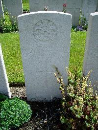 Lijssenthoek Military Cemetery - Farnell, Frederick