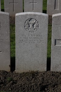 Lijssenthoek Military Cemetery - Farquhar, Alexander Milne