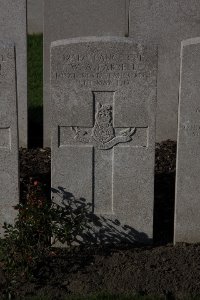 Lijssenthoek Military Cemetery - Farrell, W A