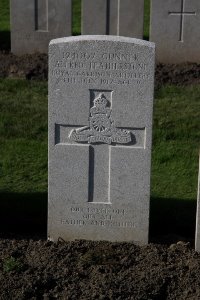 Lijssenthoek Military Cemetery - Featherstone, Alfred