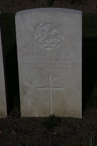 Lijssenthoek Military Cemetery - Fenlon, A J