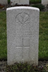 Lijssenthoek Military Cemetery - Fernihough, Norman T