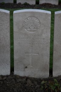 Lijssenthoek Military Cemetery - Field, Frederick