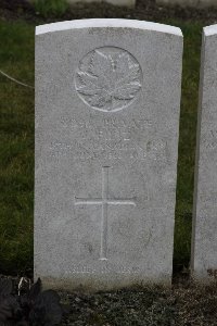 Lijssenthoek Military Cemetery - Filtz, J
