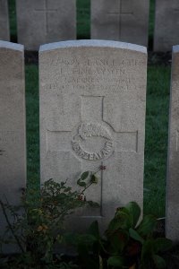 Lijssenthoek Military Cemetery - Finlayson, Leon