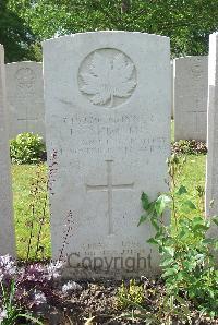 Lijssenthoek Military Cemetery - Fishbourne, J