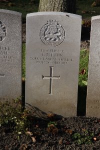 Lijssenthoek Military Cemetery - Fitton, T