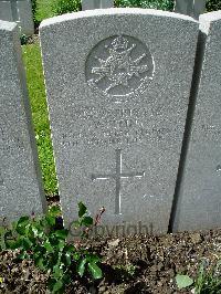 Lijssenthoek Military Cemetery - Flint, Walter