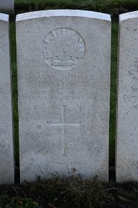 Lijssenthoek Military Cemetery - Flower, Eric Morley