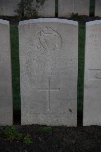 Lijssenthoek Military Cemetery - Floyd, Robert