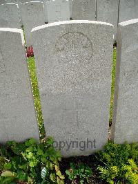 Lijssenthoek Military Cemetery - Flynn, J