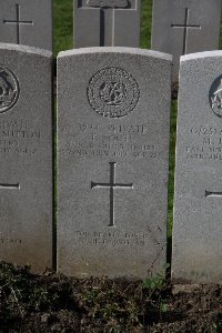 Lijssenthoek Military Cemetery - Foote, T