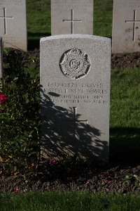 Lijssenthoek Military Cemetery - Fowkes, Joseph Ernest