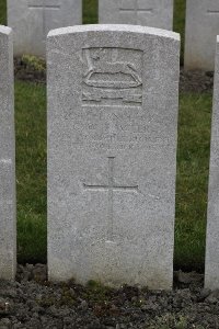 Lijssenthoek Military Cemetery - Fowler, G W