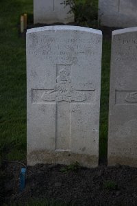 Lijssenthoek Military Cemetery - Francis, J