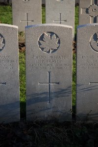 Lijssenthoek Military Cemetery - Fraser, Thomas Porteous