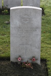 Lijssenthoek Military Cemetery - Freeman, James Edward Hutton