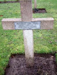 Lijssenthoek Military Cemetery - Froissard, Louis