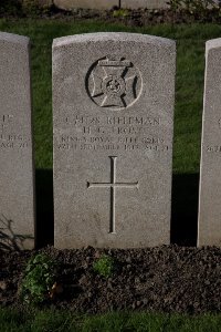 Lijssenthoek Military Cemetery - Frost, H G