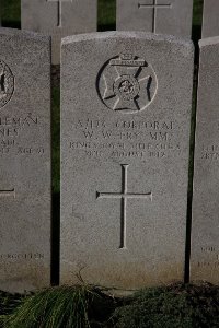 Lijssenthoek Military Cemetery - Fry, W W