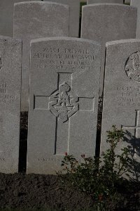 Lijssenthoek Military Cemetery - Gamble, Albert Victor