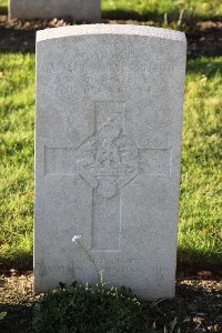Lijssenthoek Military Cemetery - Gamble, Walter Raynes
