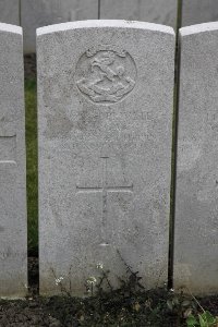 Lijssenthoek Military Cemetery - Gant, A J