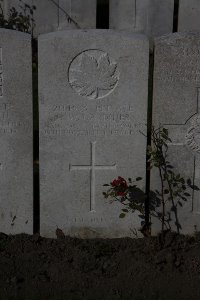 Lijssenthoek Military Cemetery - Gardiner, Cecil William