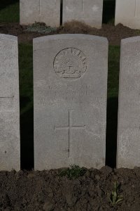 Lijssenthoek Military Cemetery - Gardiner, Norman Bradley