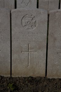 Lijssenthoek Military Cemetery - Gavin, J